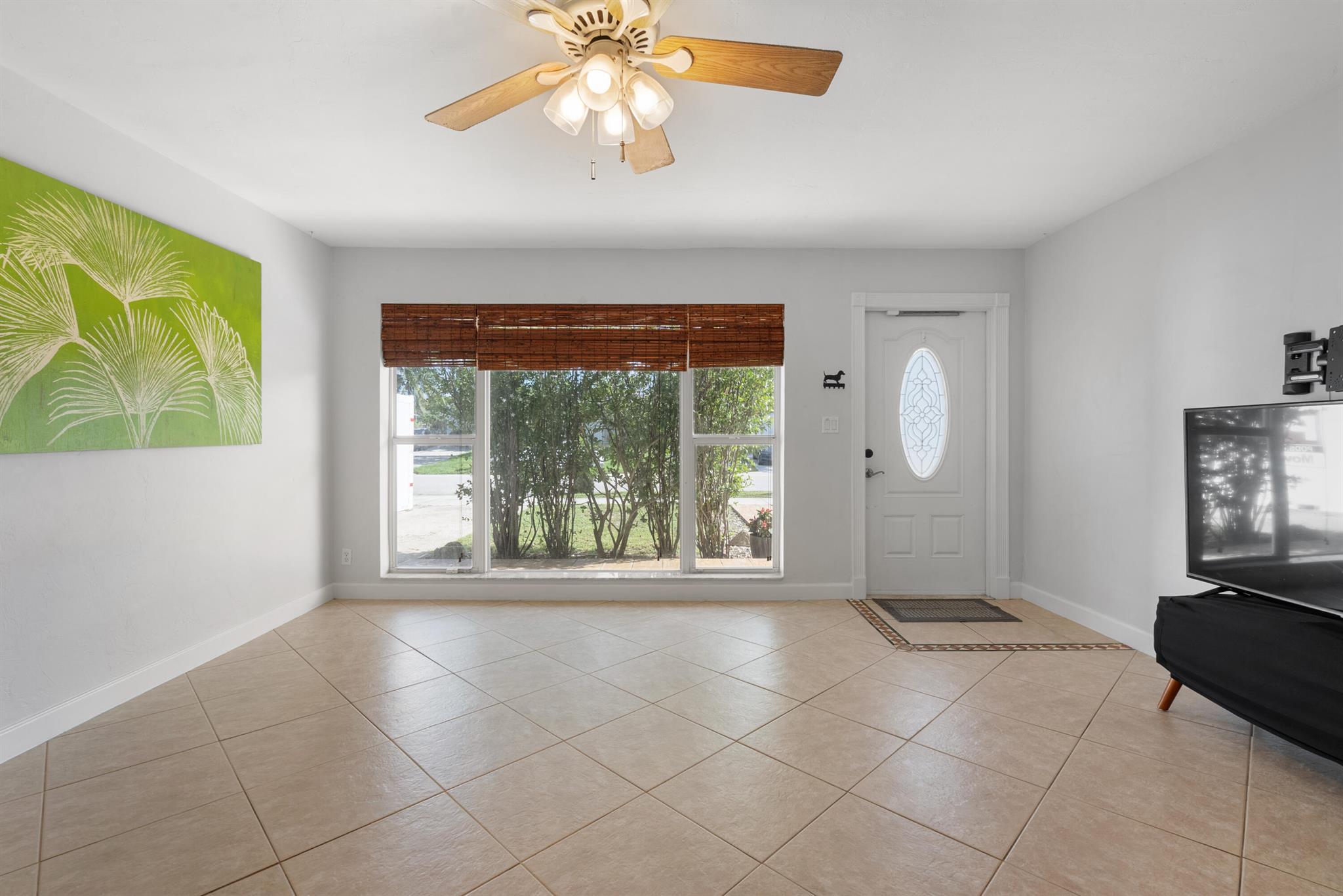 LAKE OSBORNE HEIGHTS - Residential