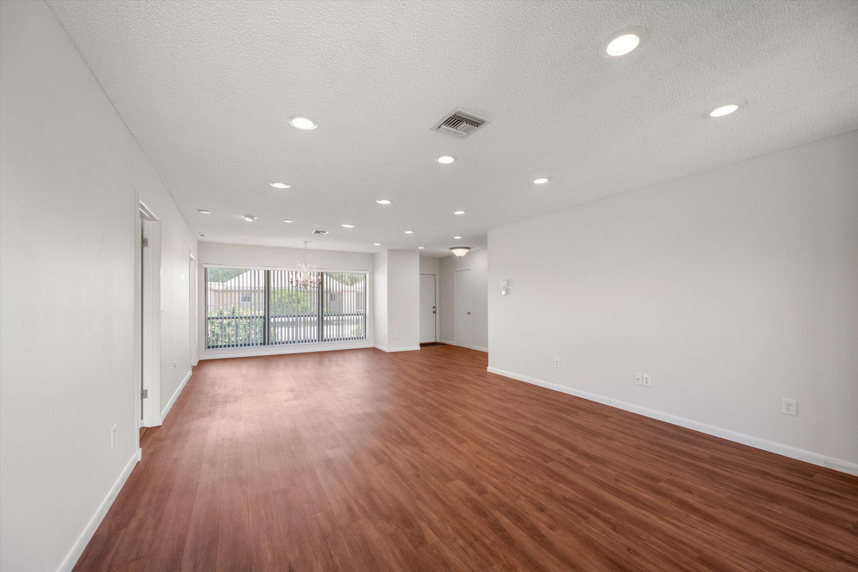 TURTLE CREEK APARTMENT BUILDINGS CONDO - Residential