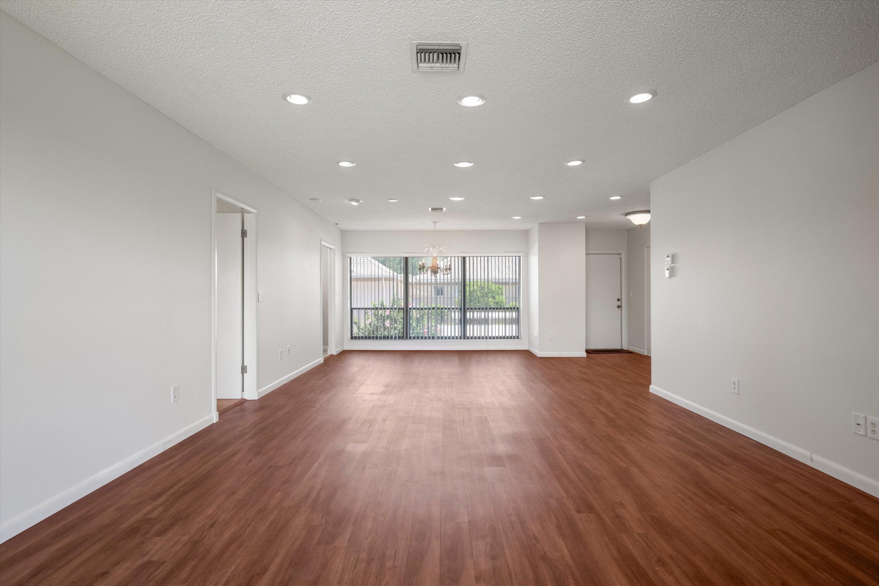 TURTLE CREEK APARTMENT BUILDINGS CONDO - Residential