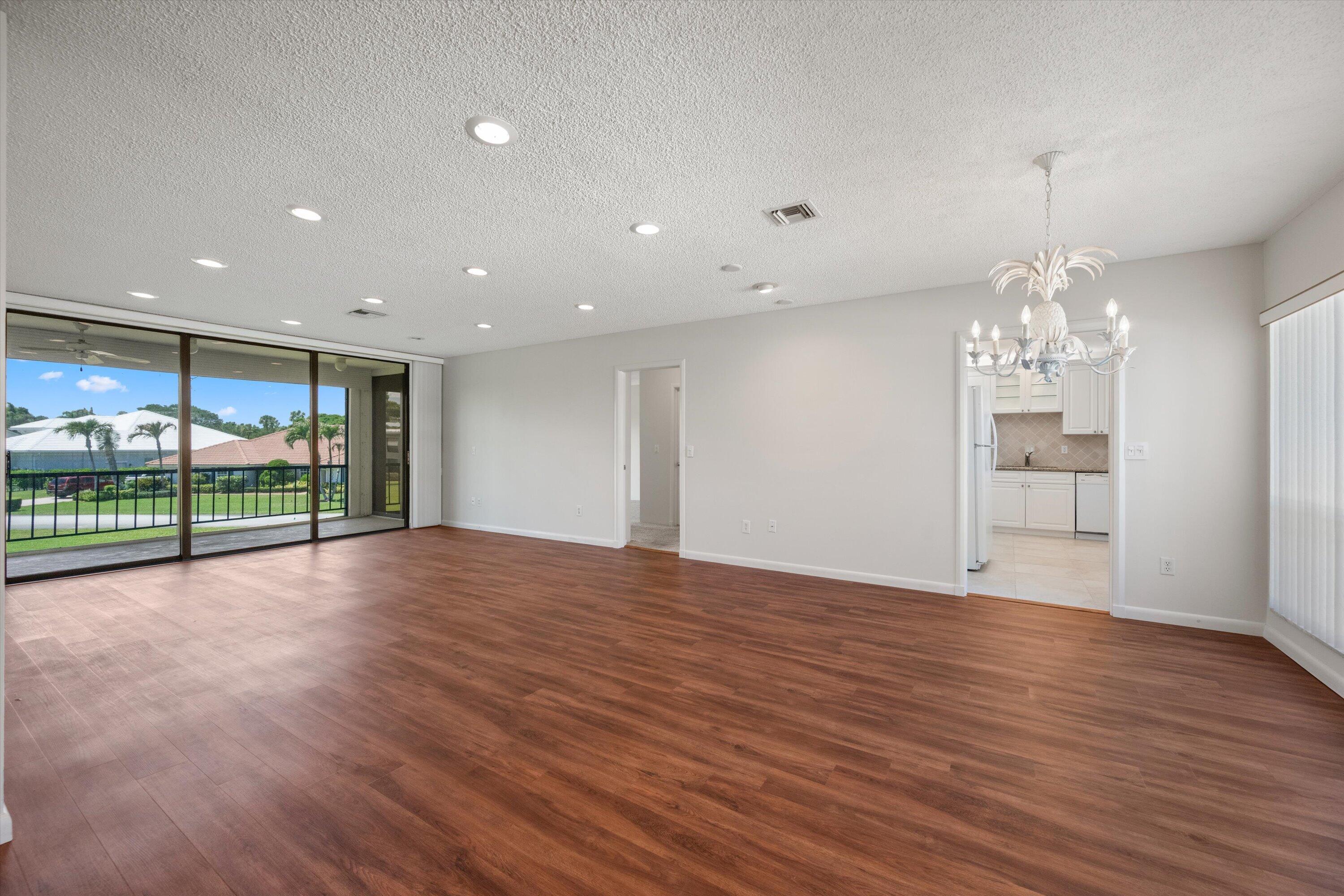 TURTLE CREEK APARTMENT BUILDINGS CONDO - Residential