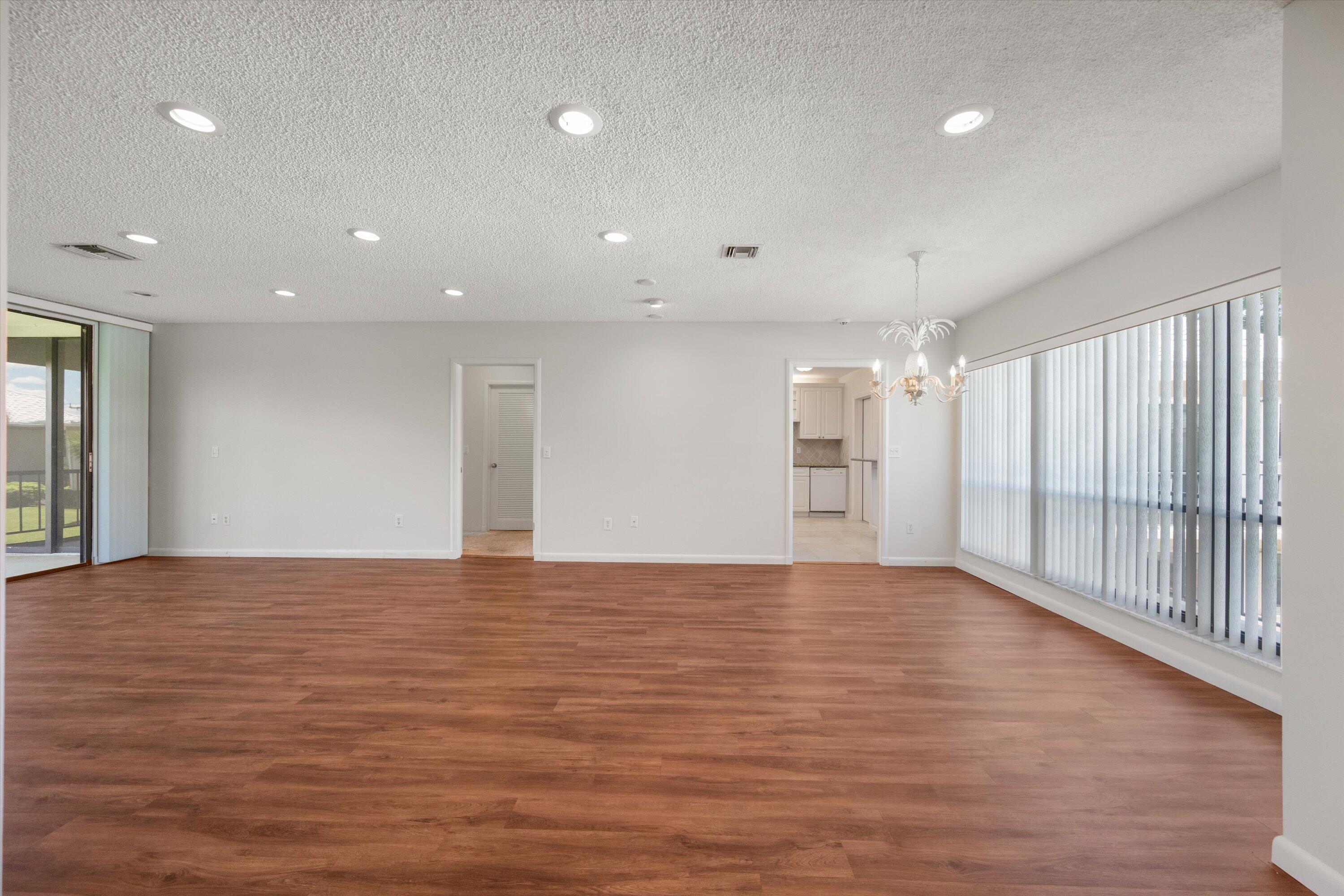 TURTLE CREEK APARTMENT BUILDINGS CONDO - Residential