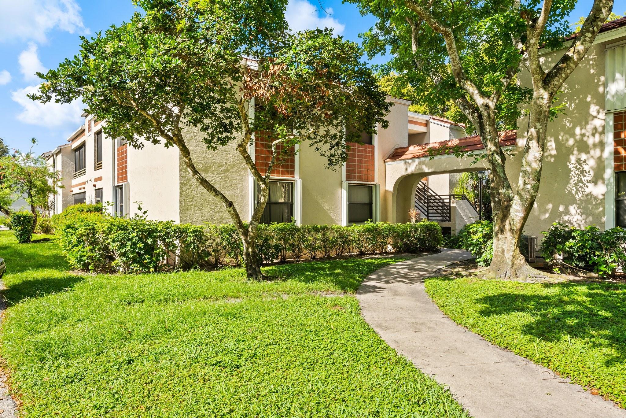 Quatraine At Jacaranda Gardens - Residential Lease