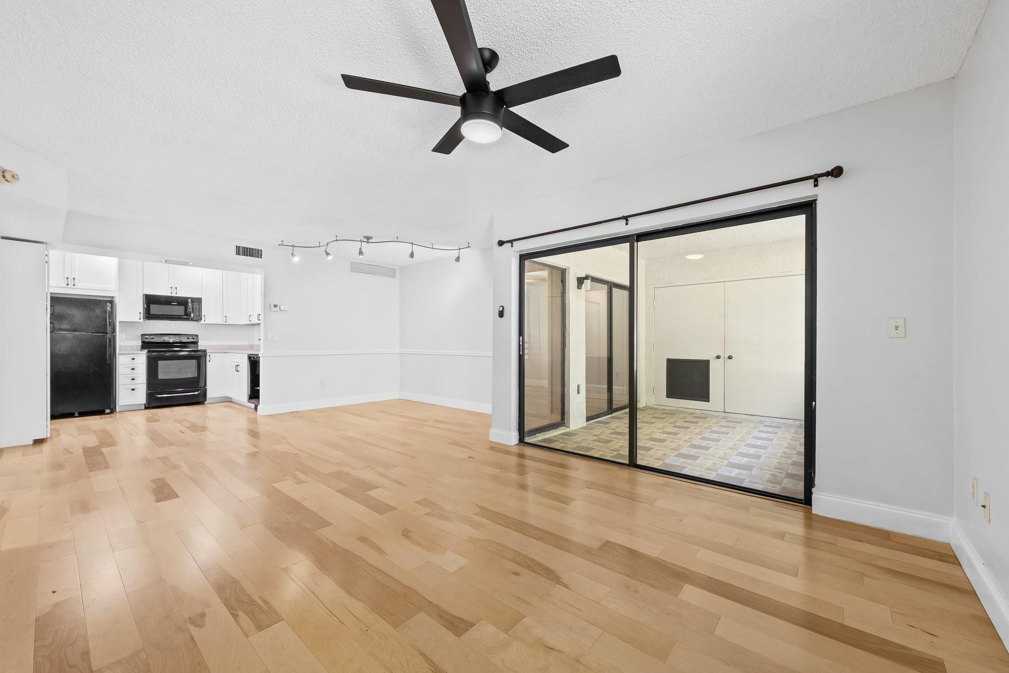 Quatraine At Jacaranda Gardens - Residential Lease