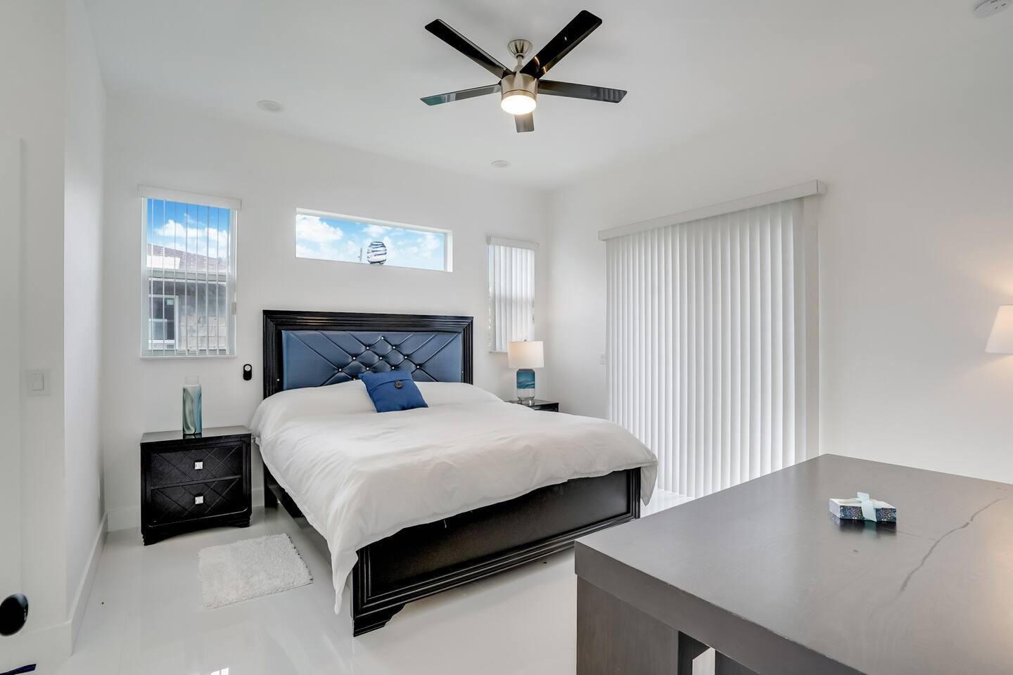 ROOSEVELT GARDENS - Residential