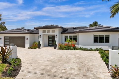Tiny photo for 2805 NE 29th Street, Fort Lauderdale, FL 33306 (MLS # B26027209)