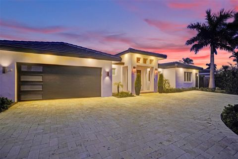Tiny photo for 2805 NE 29th Street, Fort Lauderdale, FL 33306 (MLS # B26027209)