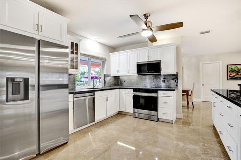Tiny photo for 2805 NE 29th Street, Fort Lauderdale, FL 33306 (MLS # B26027209)