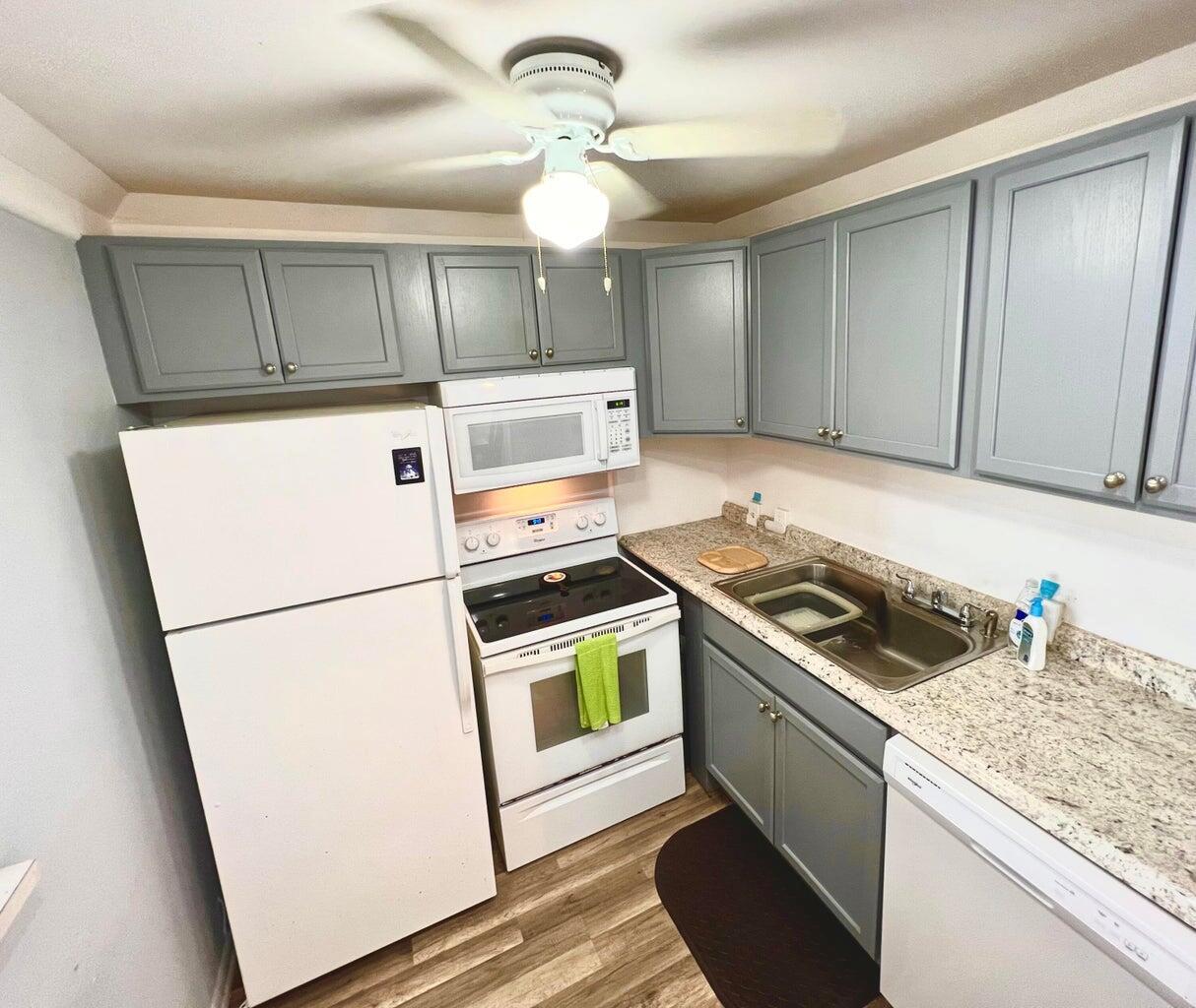 MANSFIELD AT CENTURY VILL - Residential Lease