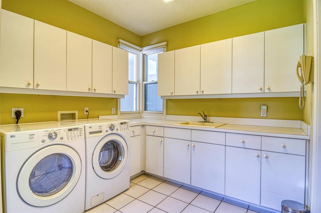 Breakers West - Residential