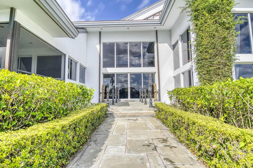 Breakers West - Residential