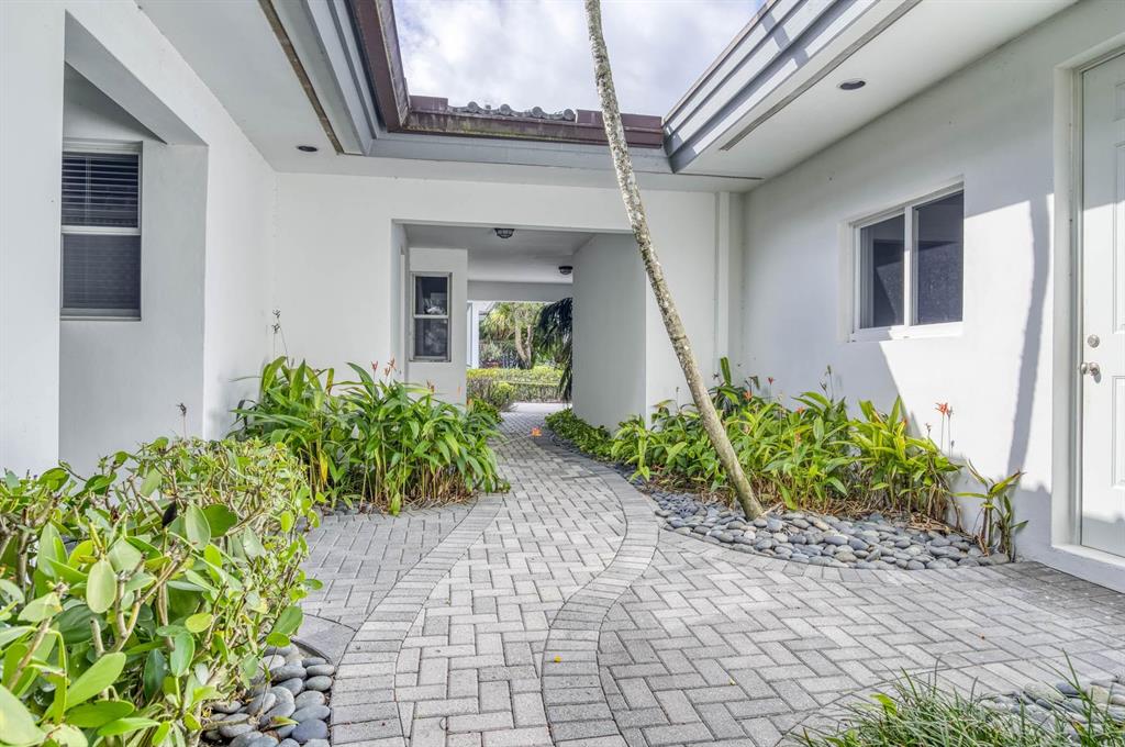 Breakers West - Residential