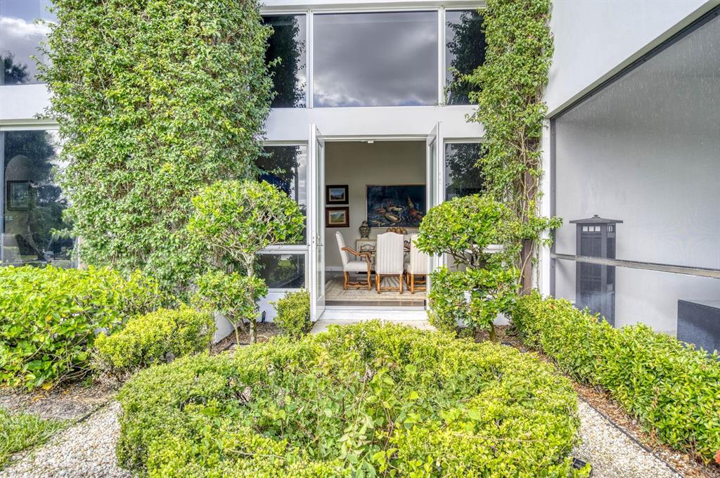 Breakers West - Residential