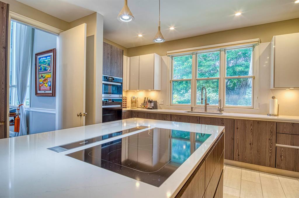 Breakers West - Residential