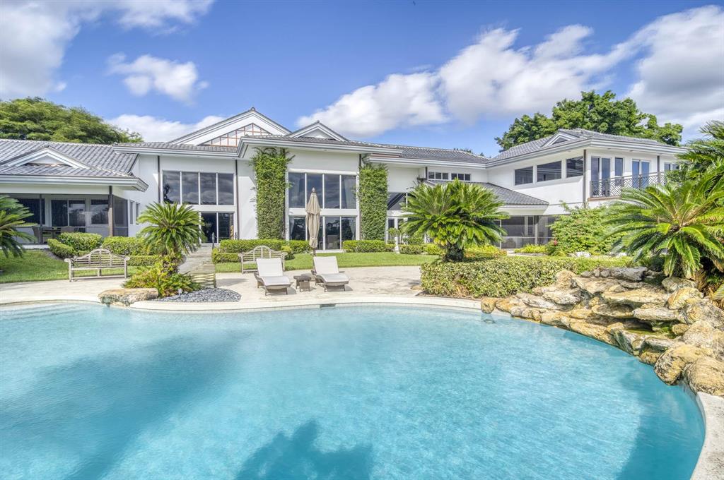 Breakers West - Residential