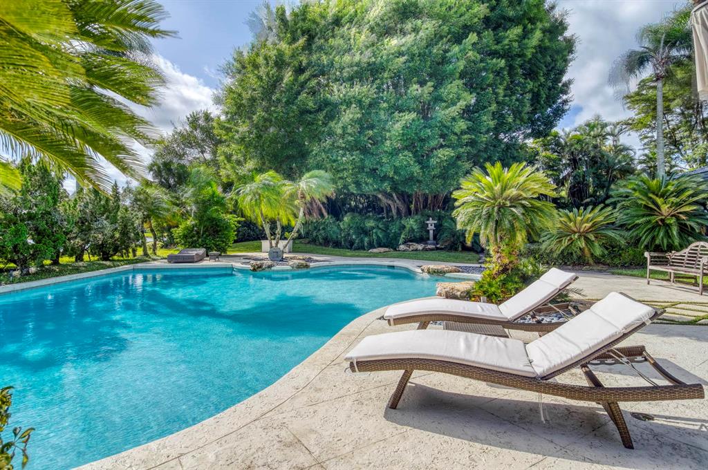 Breakers West - Residential