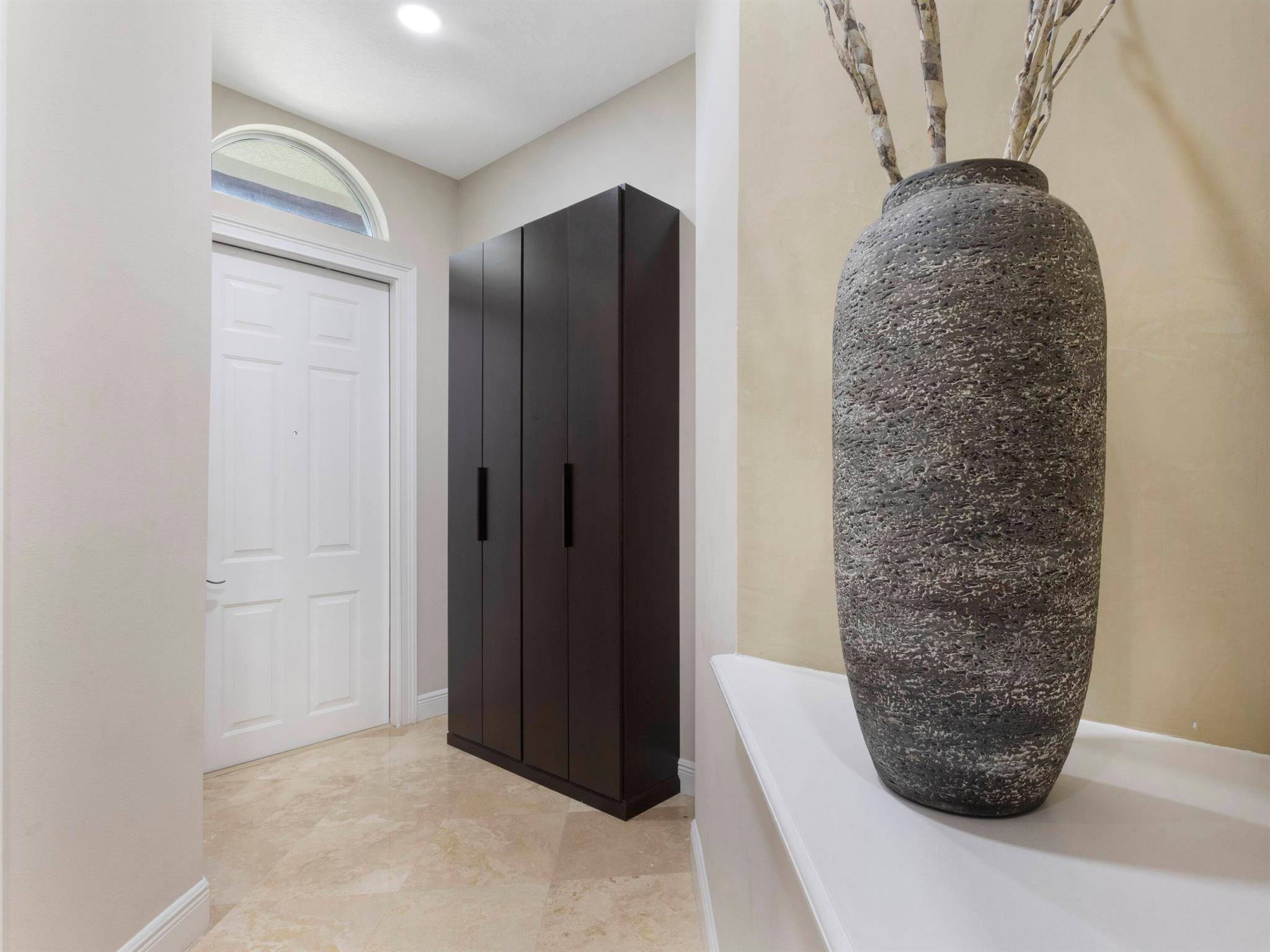 52 Via Floresta Drive