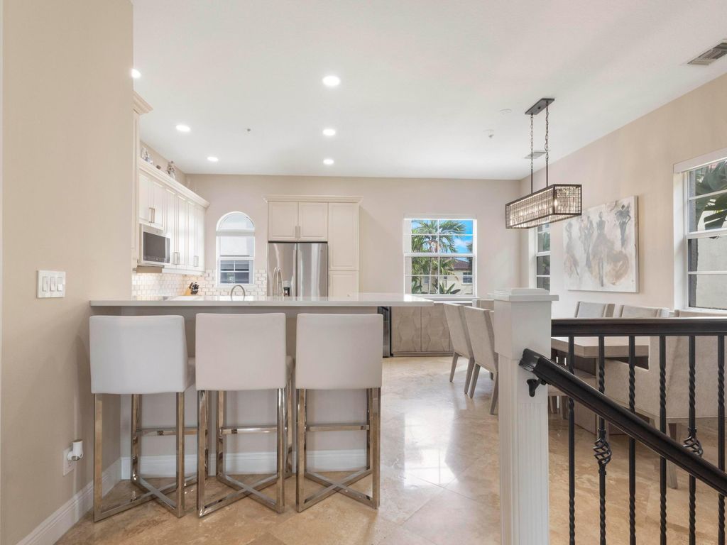 Photo of 52 Via Floresta Drive, Boca Raton, FL 33487 (MLS # R11121401)