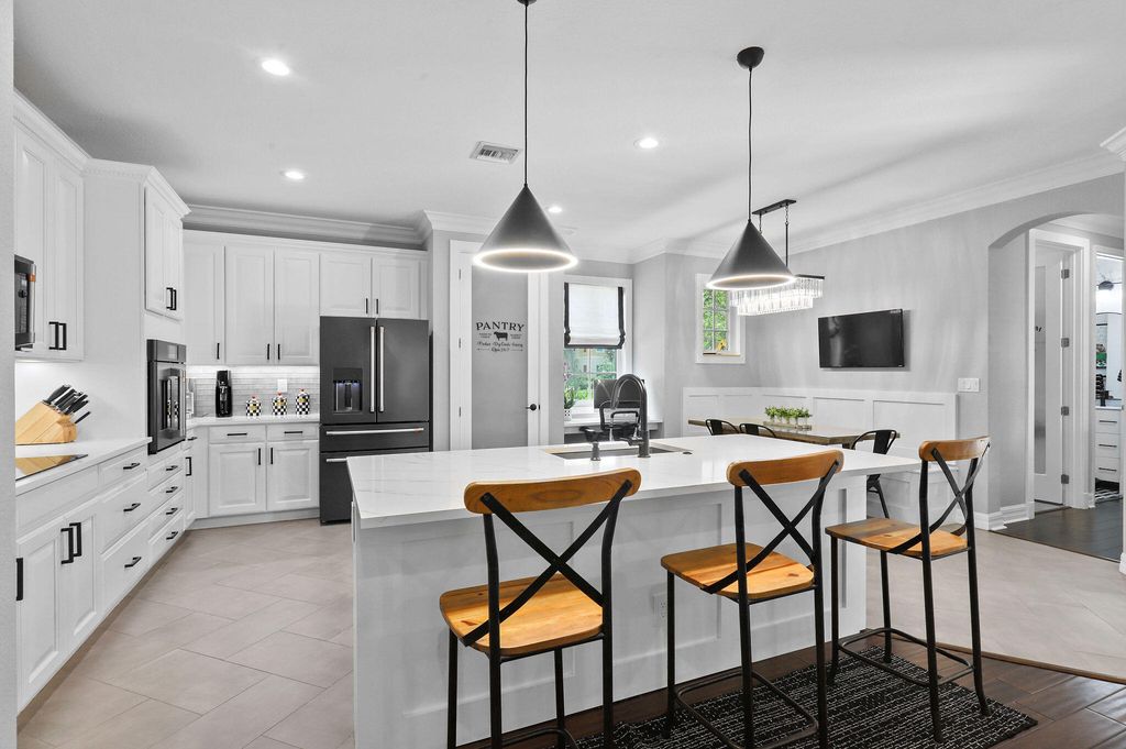 Photo of 147 Killarney Court, Jupiter, FL 33458 (MLS # R11005445)