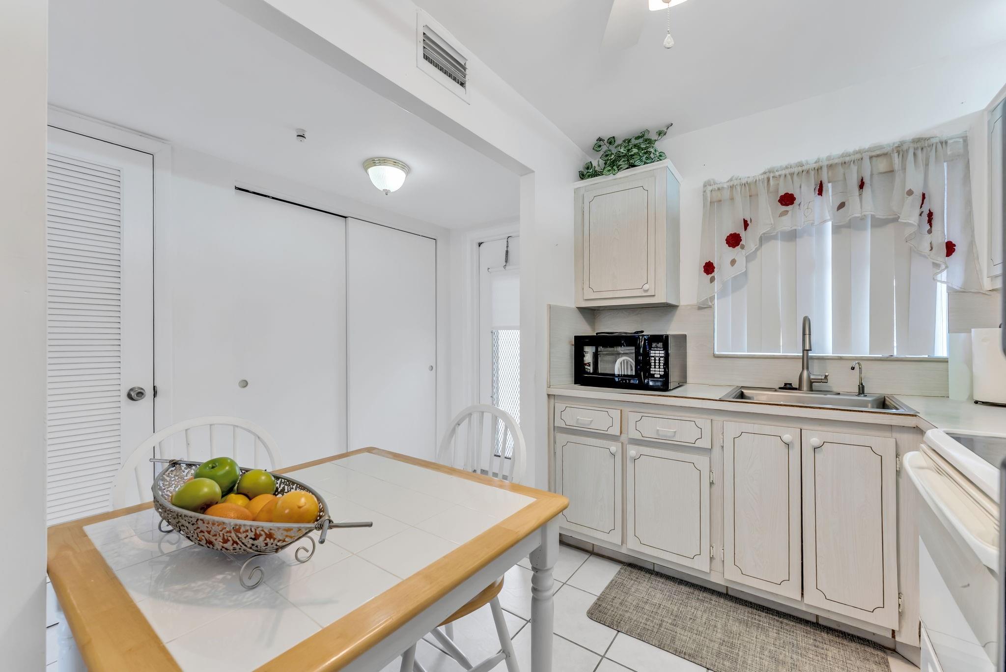 8950 Sunrise Lakes Blvd 210