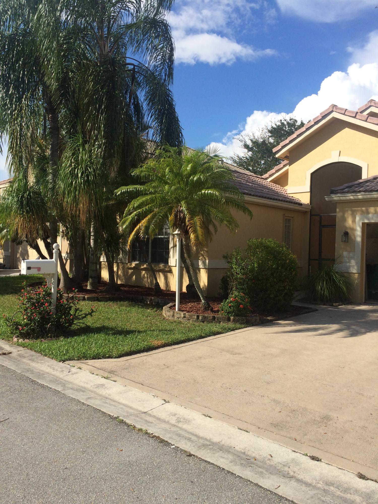 WEST GLEN VILLAGE - Residential