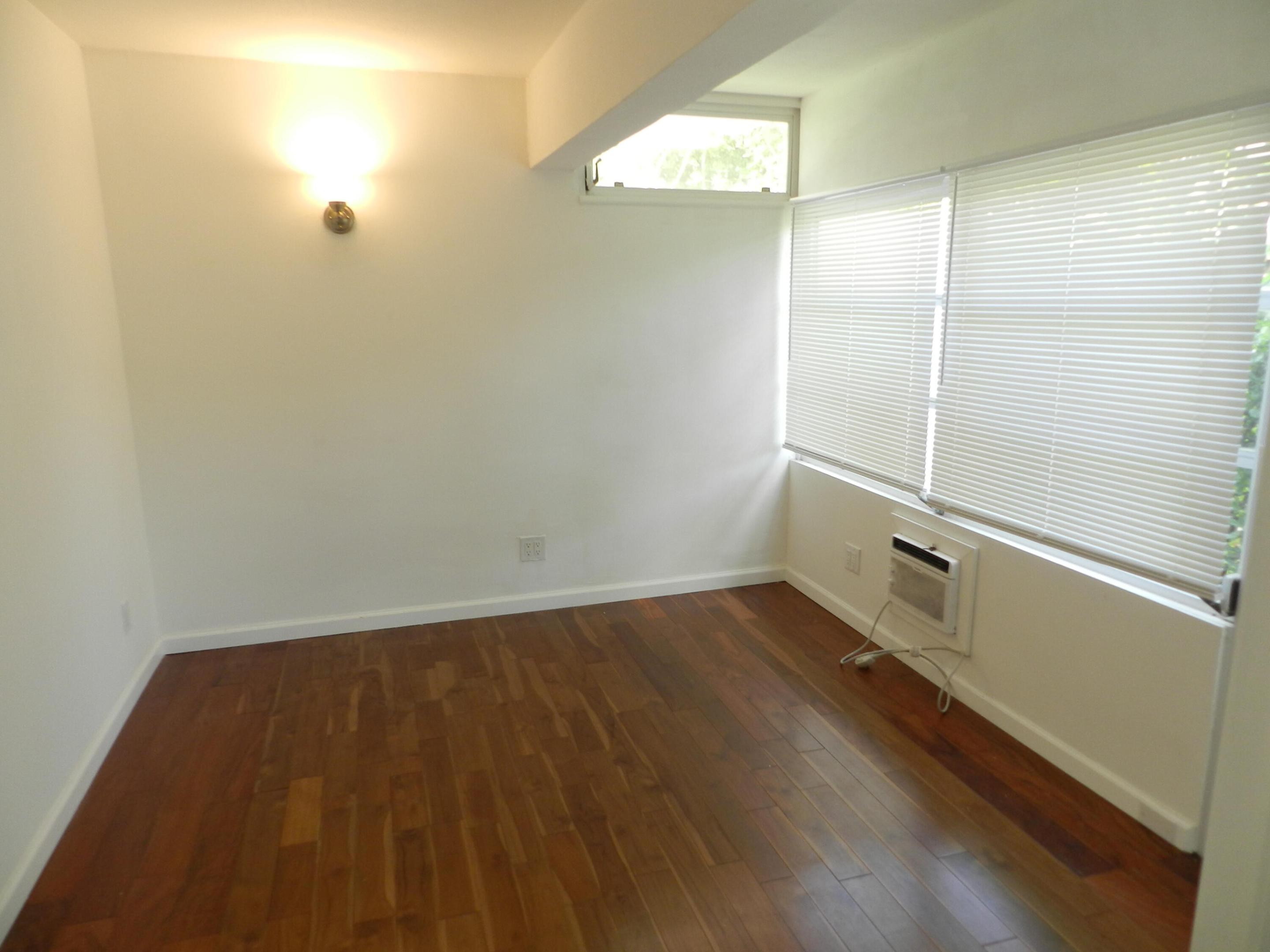 GREENWAY VILLAGE NORTH CONDO 1 - Residential