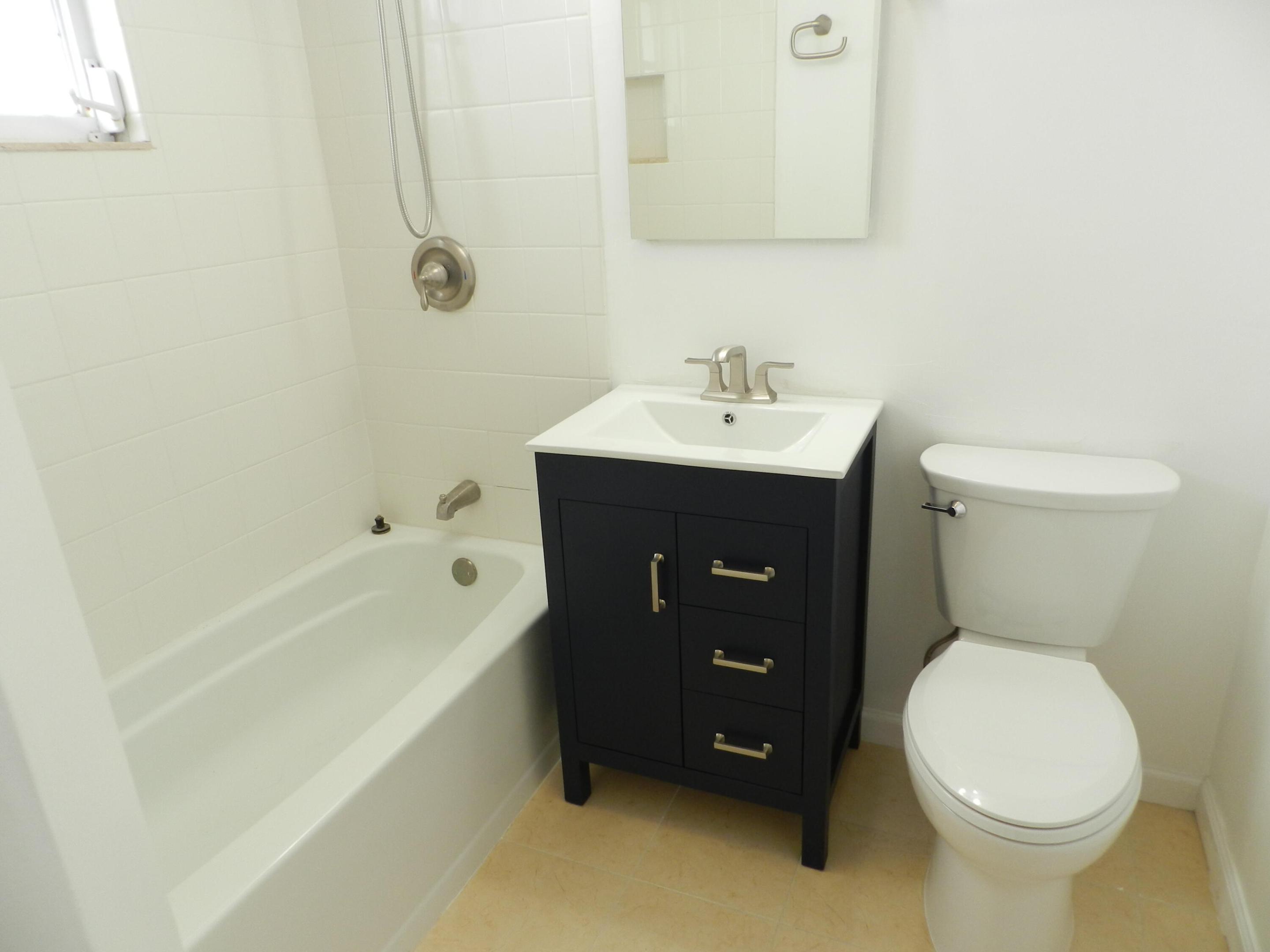 GREENWAY VILLAGE NORTH CONDO 1 - Residential