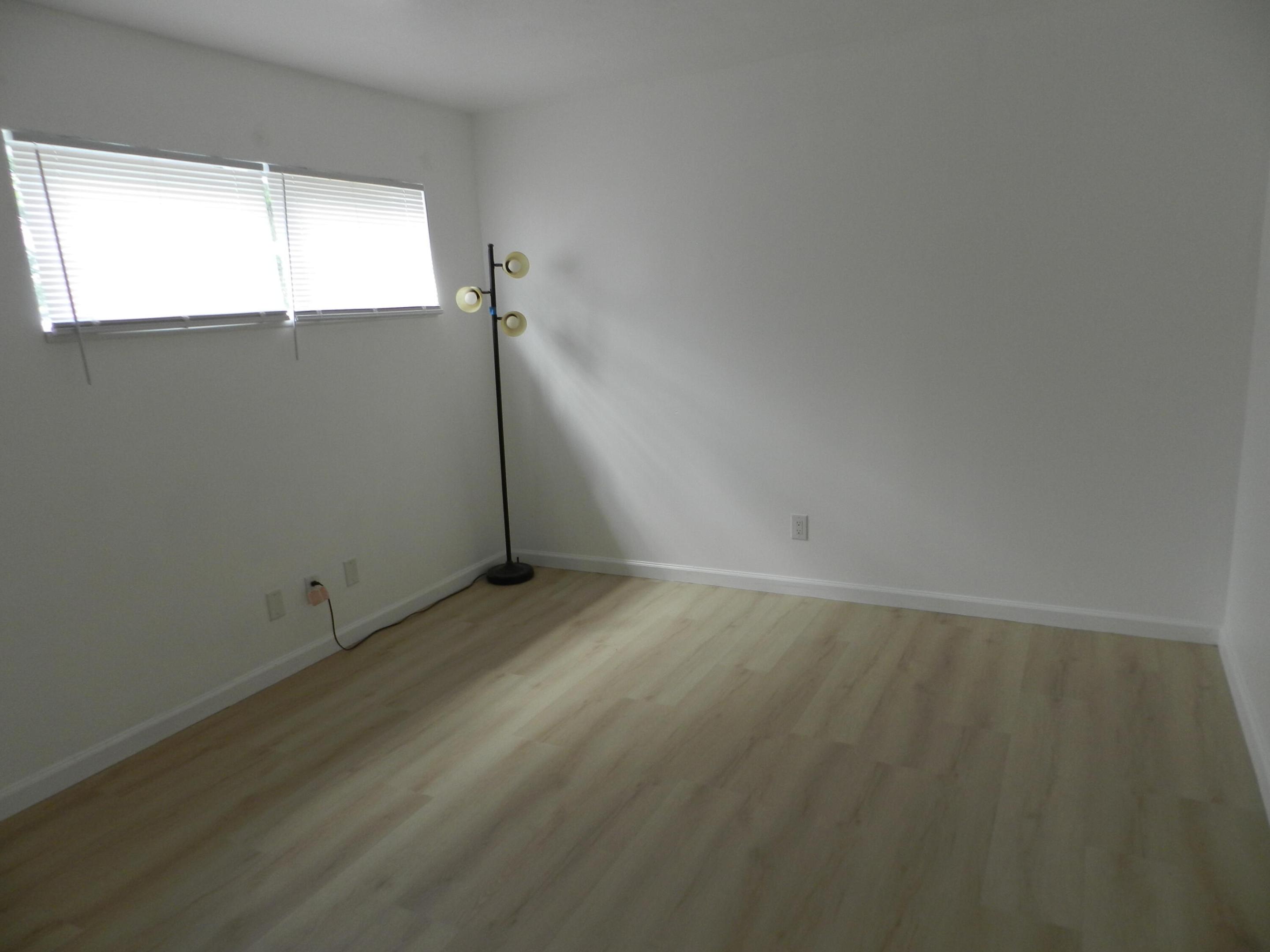 GREENWAY VILLAGE NORTH CONDO 1 - Residential