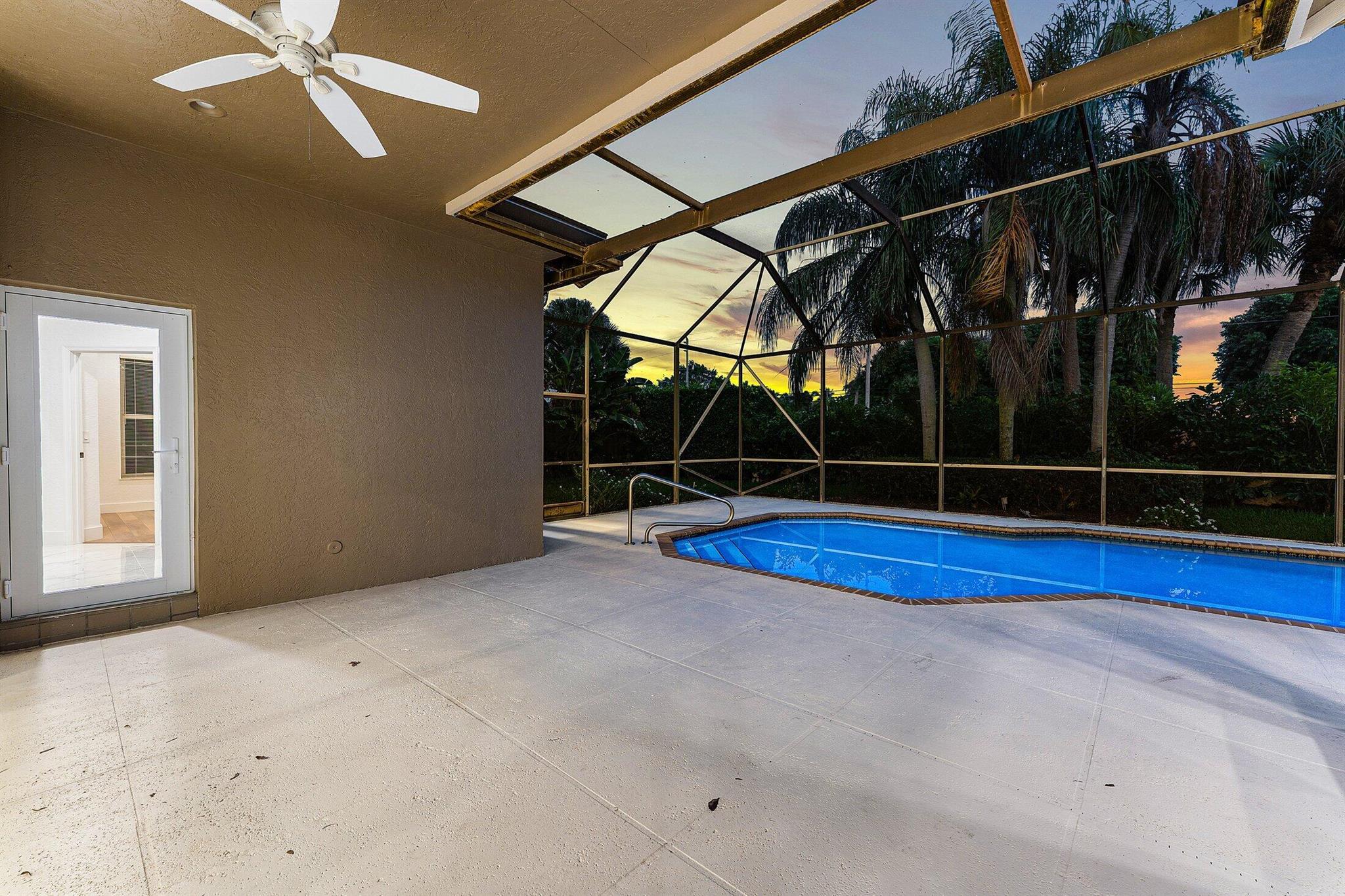 CRYSTAL POINTE 1 - Residential