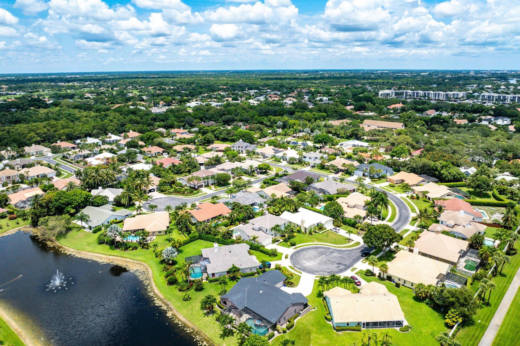 CRYSTAL POINTE 1 - Residential