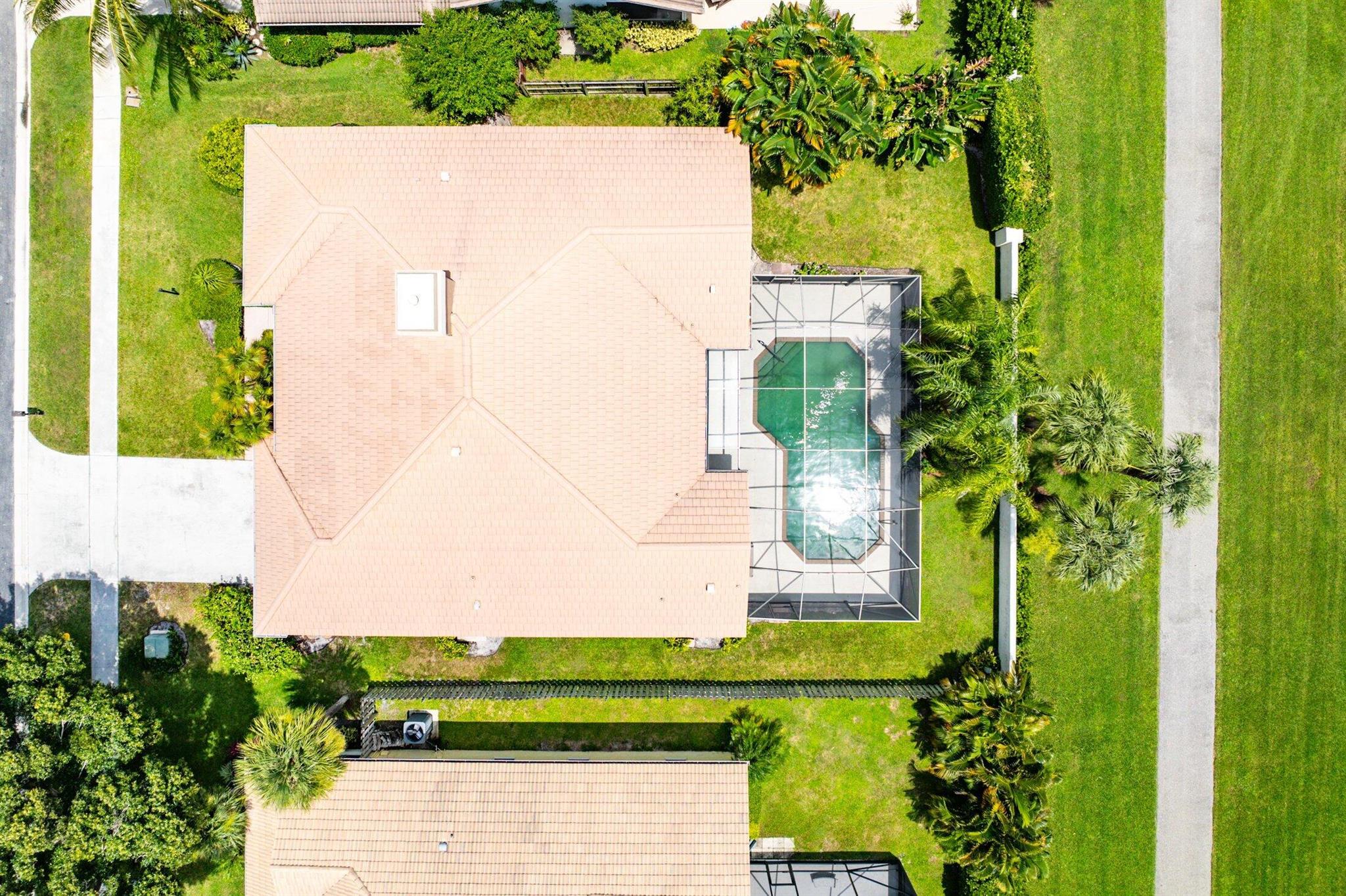 CRYSTAL POINTE 1 - Residential