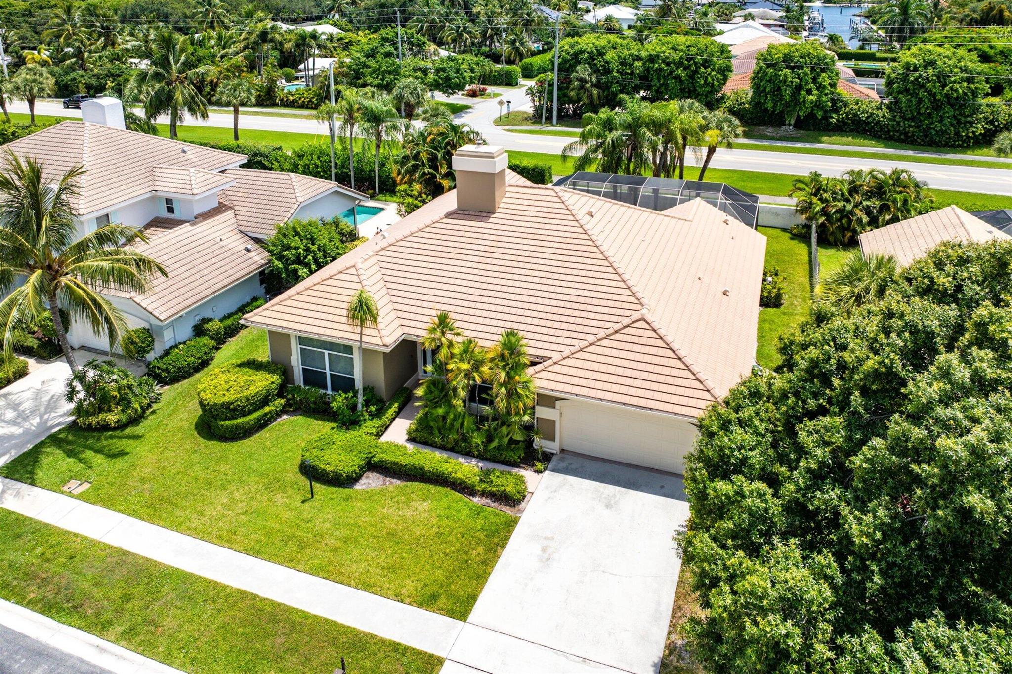 CRYSTAL POINTE 1 - Residential