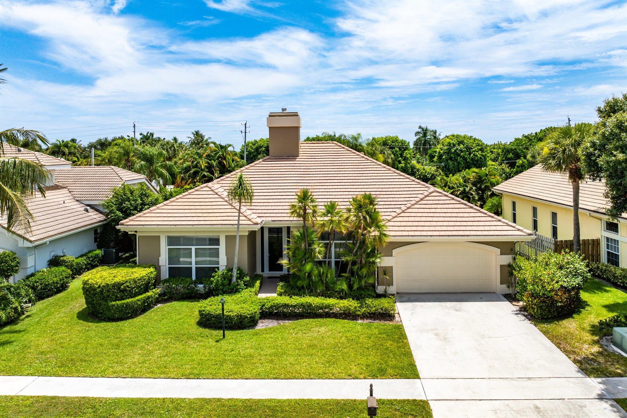 CRYSTAL POINTE 1 - Residential