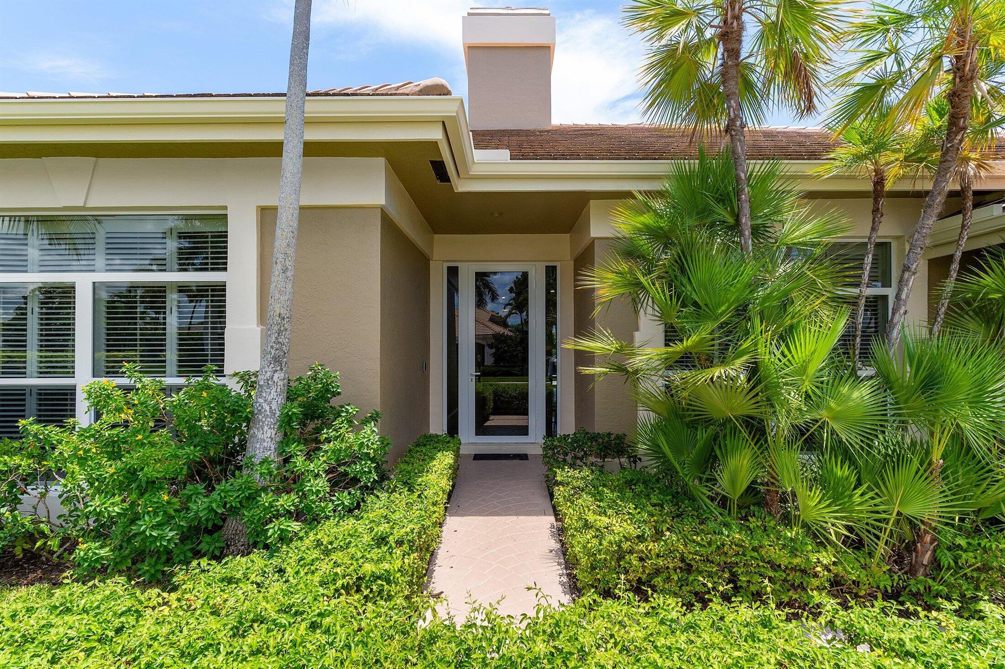 CRYSTAL POINTE 1 - Residential