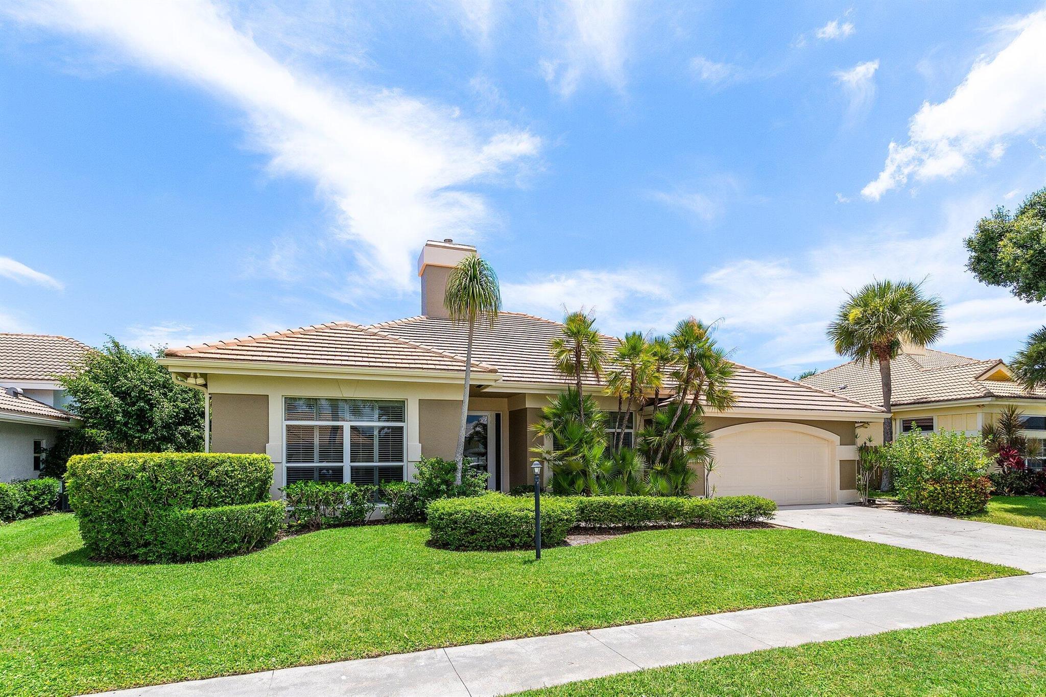 CRYSTAL POINTE 1 - Residential