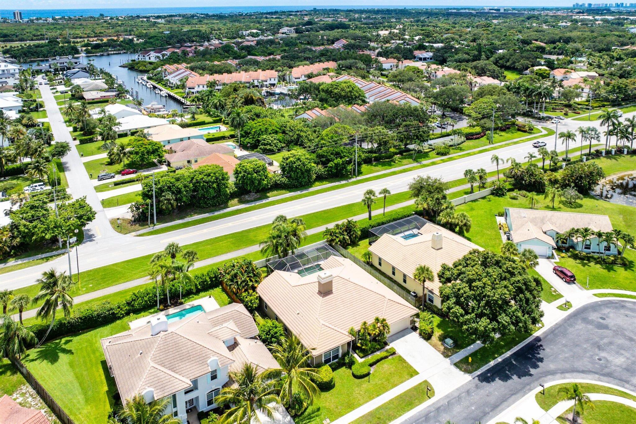 CRYSTAL POINTE 1 - Residential