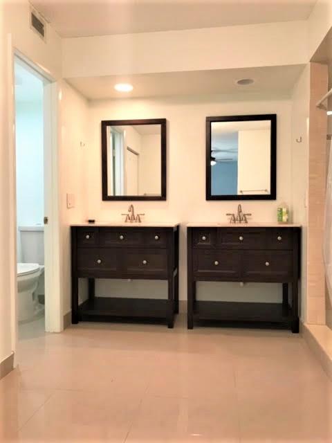 GARDEN LAKES AND GARDEN SQUARE SHOPS - Residential