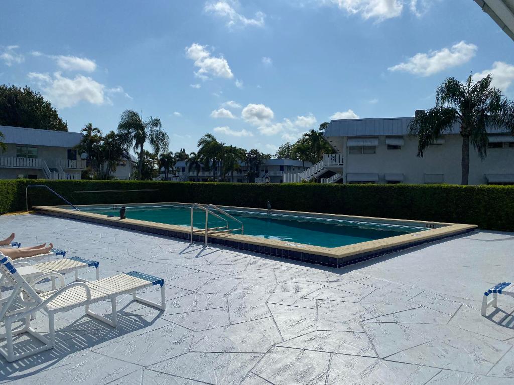 CEDAR POINTE CONDO VILLAGE 4 - Residential Lease