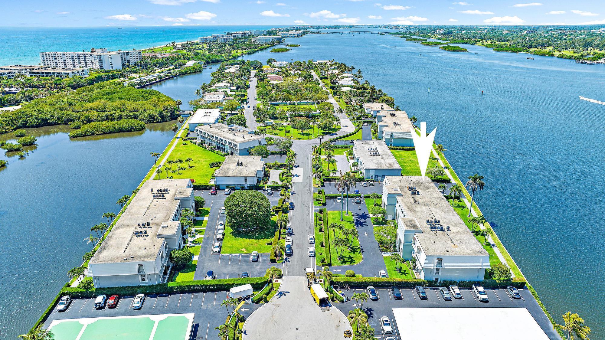 CHATEAU CHEVERNY IBIS ISL - Residential