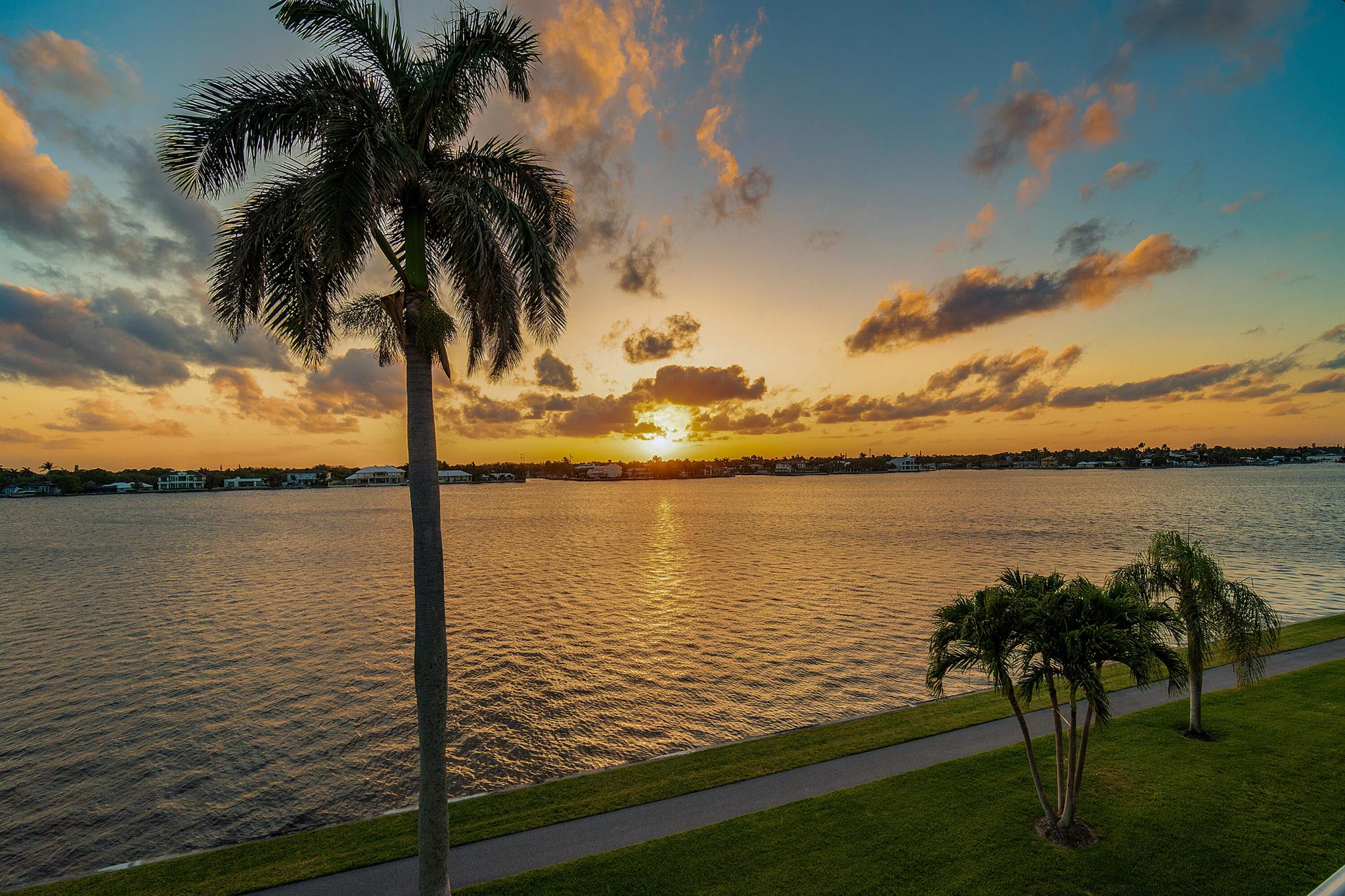 2160 Ibis Isle Road 9