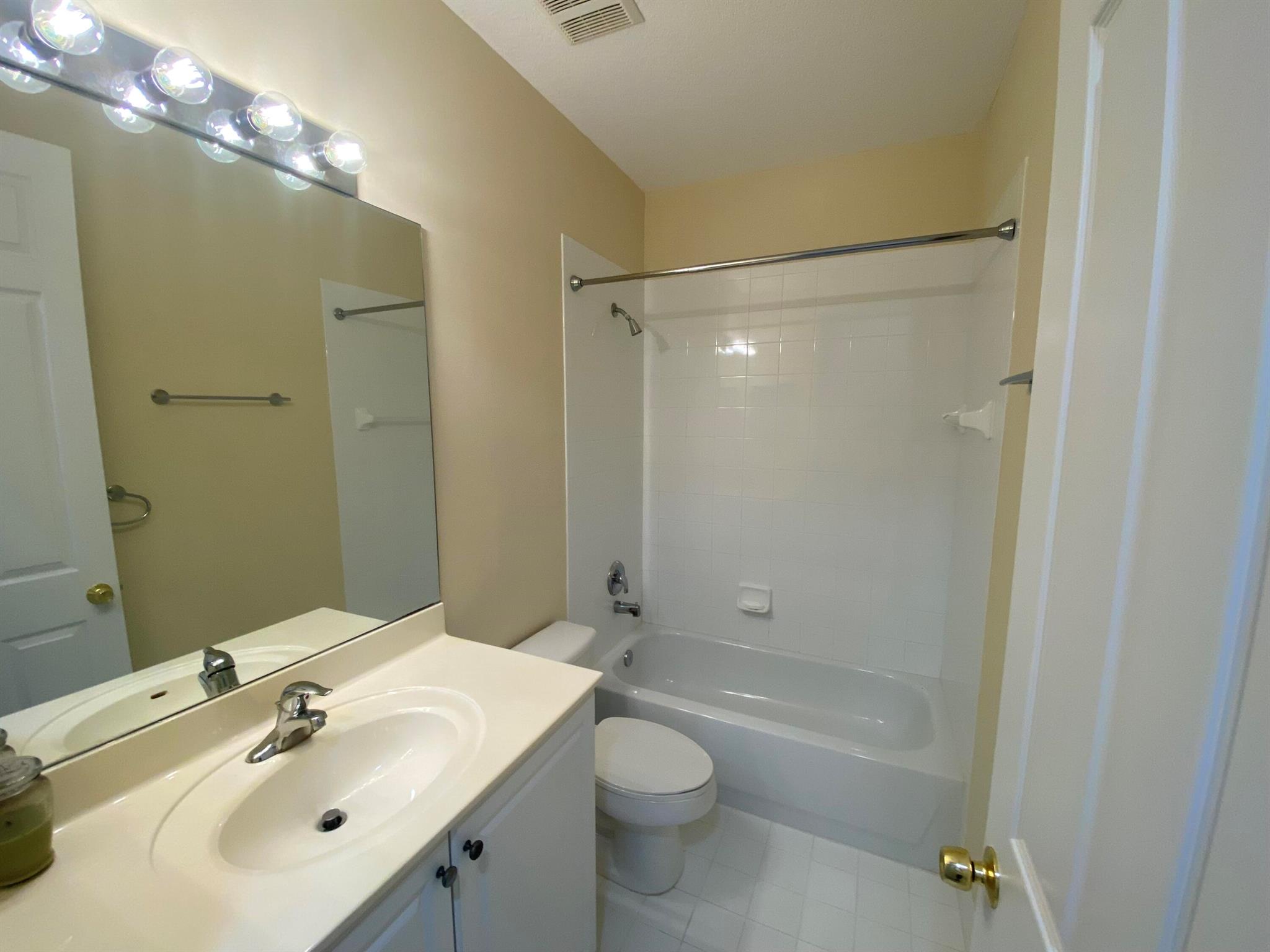 LEGACY - Residential Lease