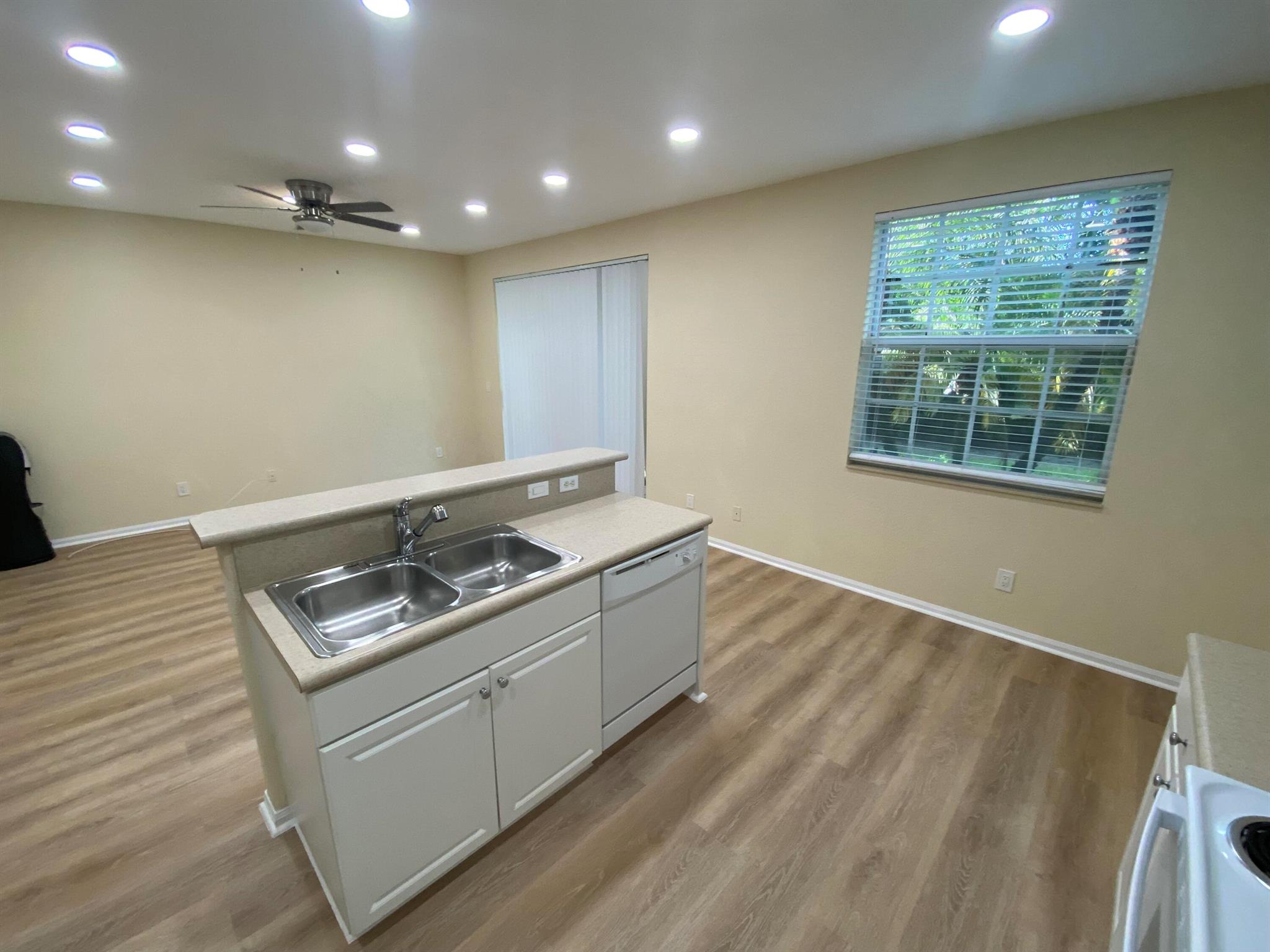 LEGACY - Residential Lease