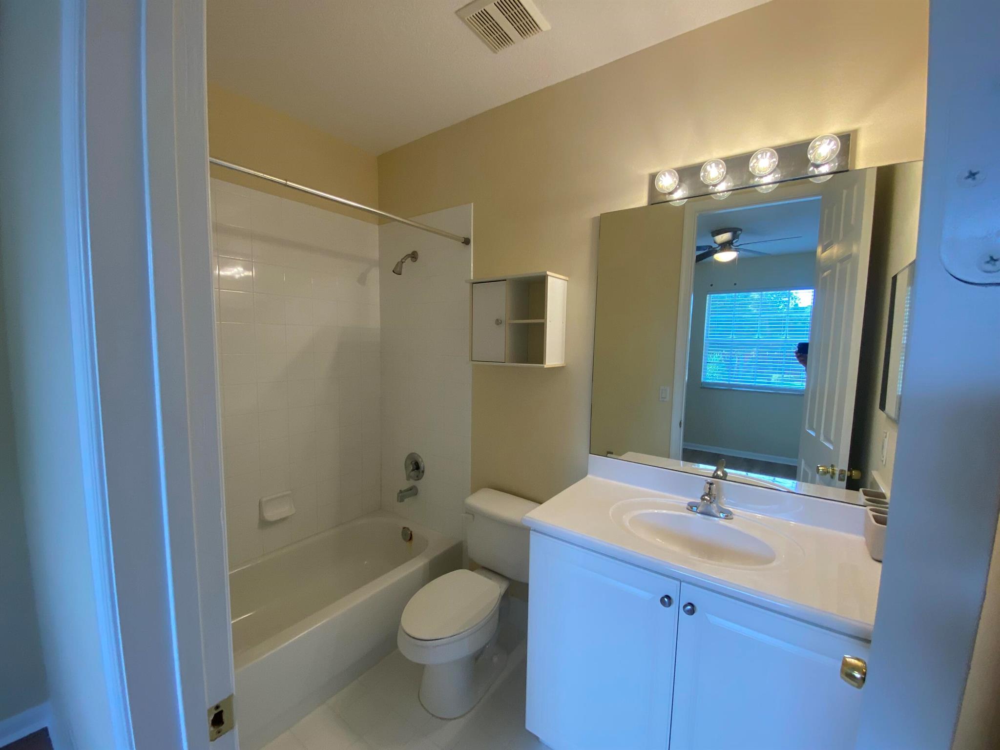 LEGACY - Residential Lease