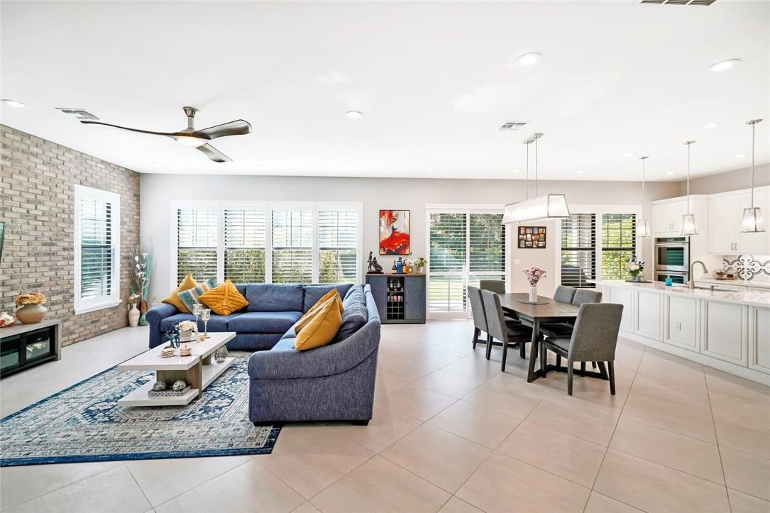 Bruschi Prop 180-105 B - Residential