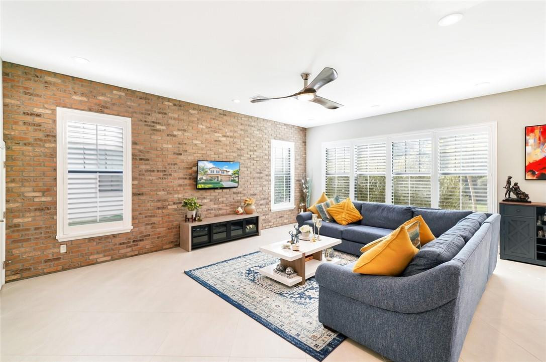 Bruschi Prop 180-105 B - Residential