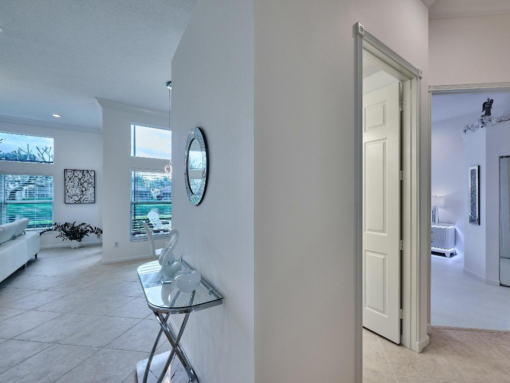 VALENCIA FALLS - Residential