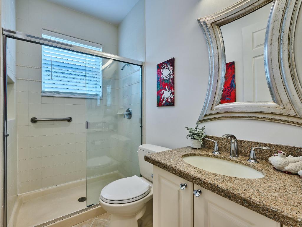 VALENCIA FALLS - Residential