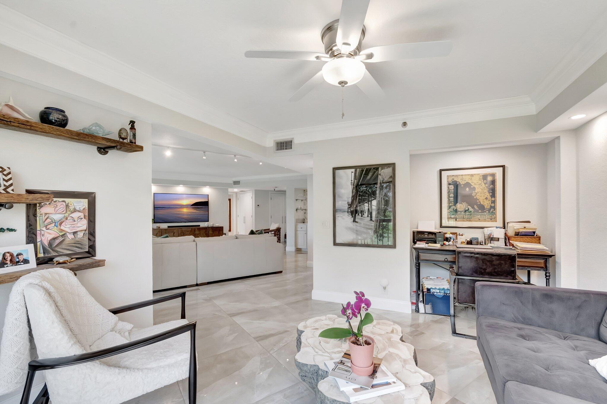 FOUNTAINS SOUTH CONDO 3B - Residential