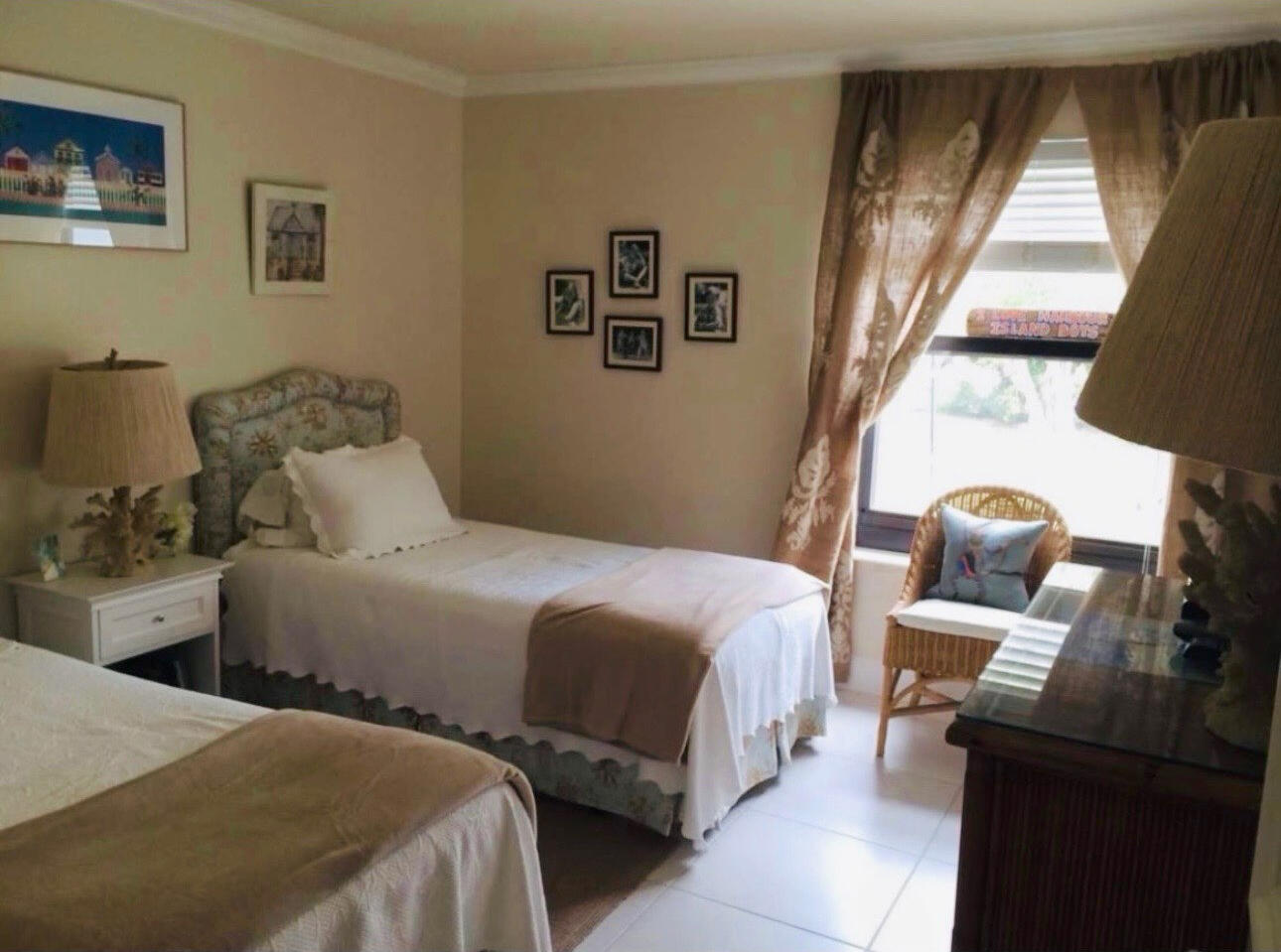 NORTON PARK PLACE CONDO - Residential