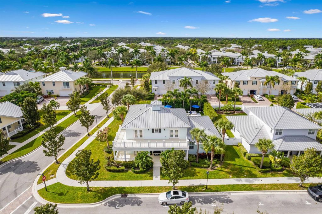 Photo of 3314 Geiger St, Jupiter, FL 33458 (MLS # R11039609)