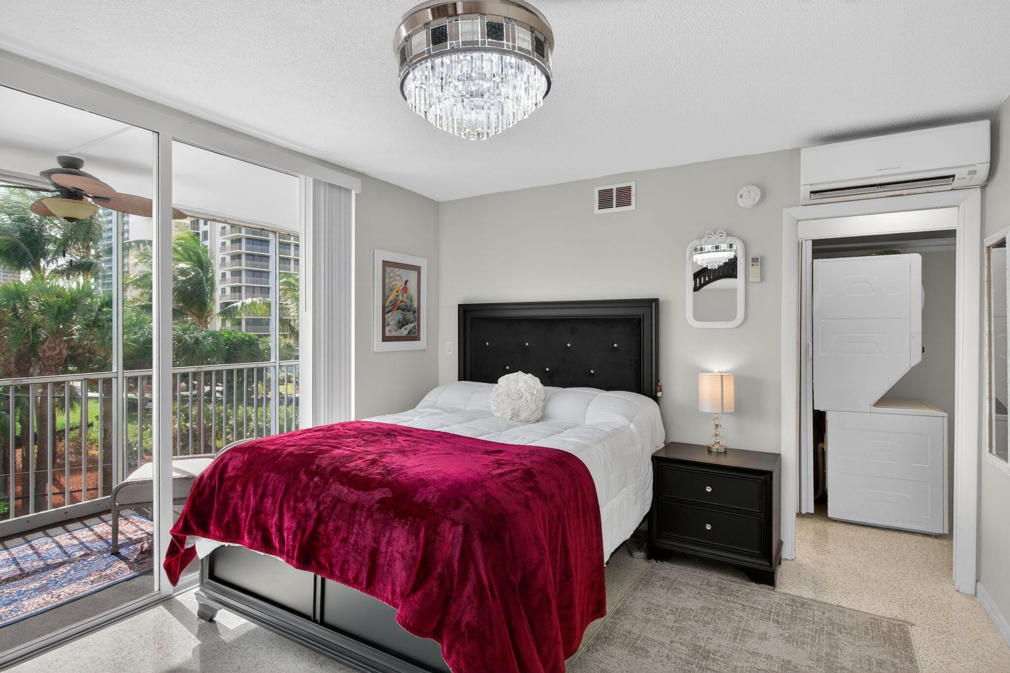 VILLAS ON THE OCEAN - Residential